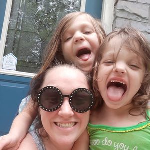 Meet your Posher, Kayla